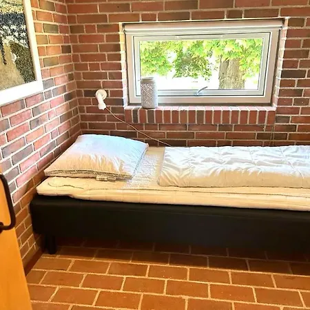 Luxury With Hot Tub & Wifi *