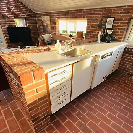 Luxury With Hot Tub & Wifi Børkop