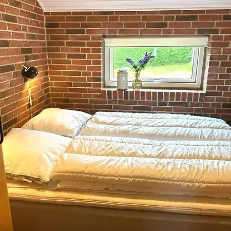 Luxury With Hot Tub & Wifi