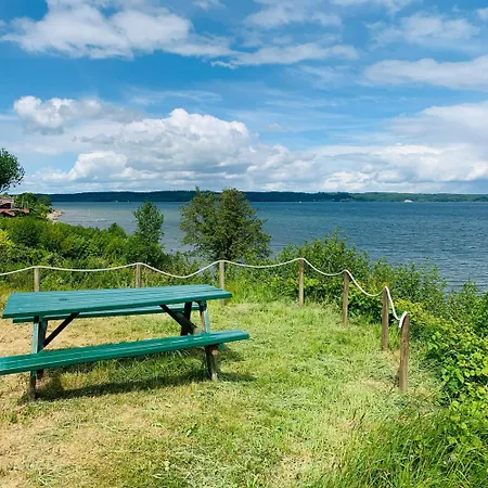 Luxury With Hot Tub & Wifi Feriehus Børkop