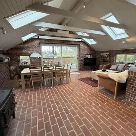 Luxury With Hot Tub & Wifi Casa vacanze