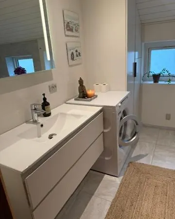 Сasa de vacaciones Luxury With Hot Tub & Wifi Børkop